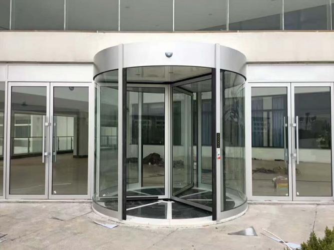 南京金譽樓宇自動門 三翼旋轉門的優雅與實用